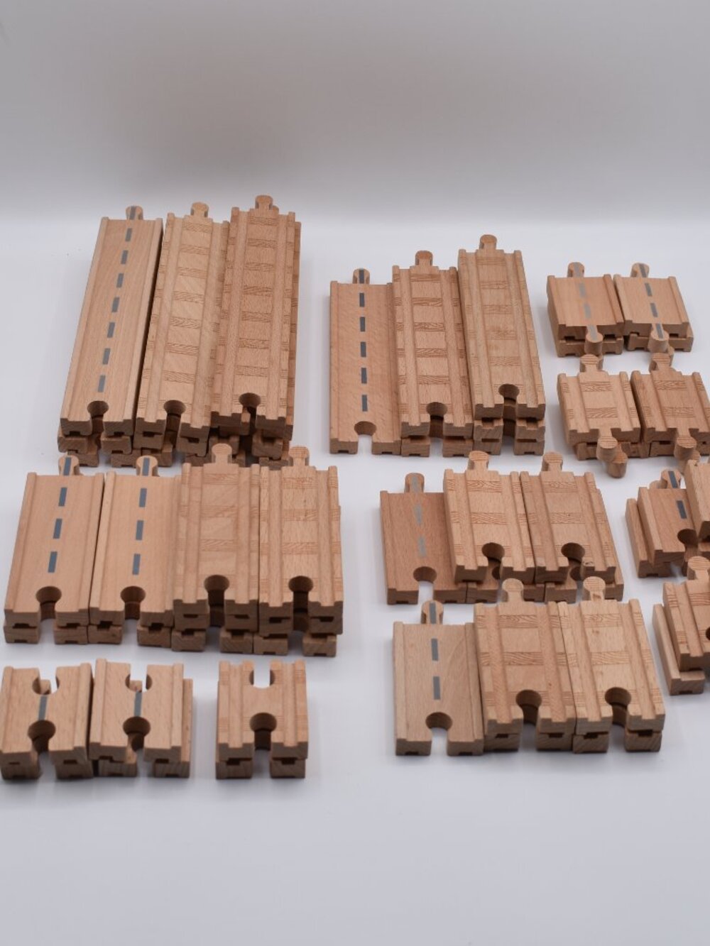 Lot of 60 Genuine REVERSIBLE 2 SIDES Thomas Roads Wooden Tracks Connectors